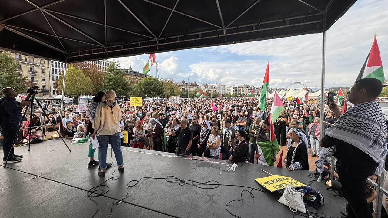Foto - Cenevre Gazze için ayakta