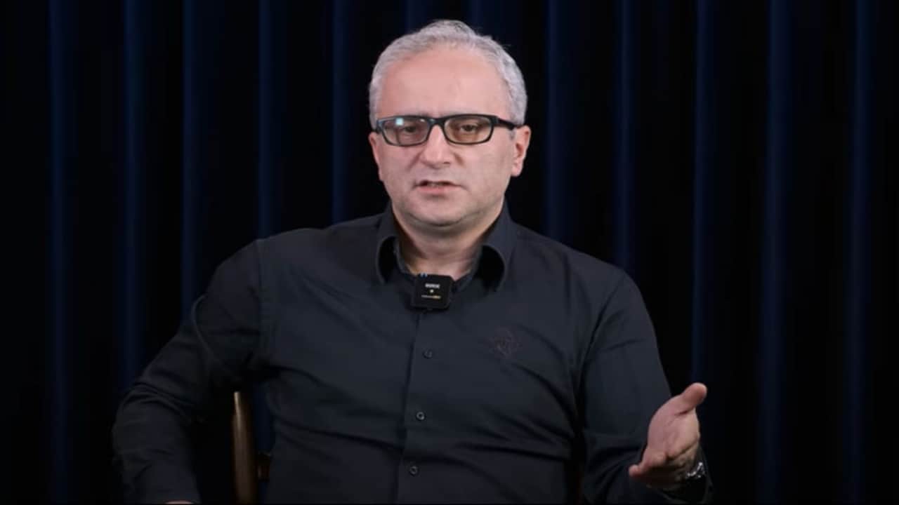 Foto - CHP binasına s*çmışlardı! Yazar Yücel Koç açıkladı: Pantolonlarını indirdikleri anda...