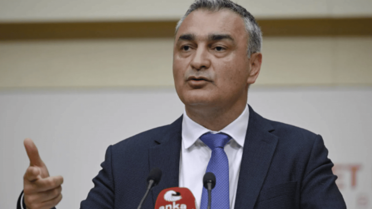 Foto - CHP Sözcüsünden bomba çıkış: Parti içinde paralel yapı oluştu… Özgür ile Ekrem ihraç edilecek mi?
