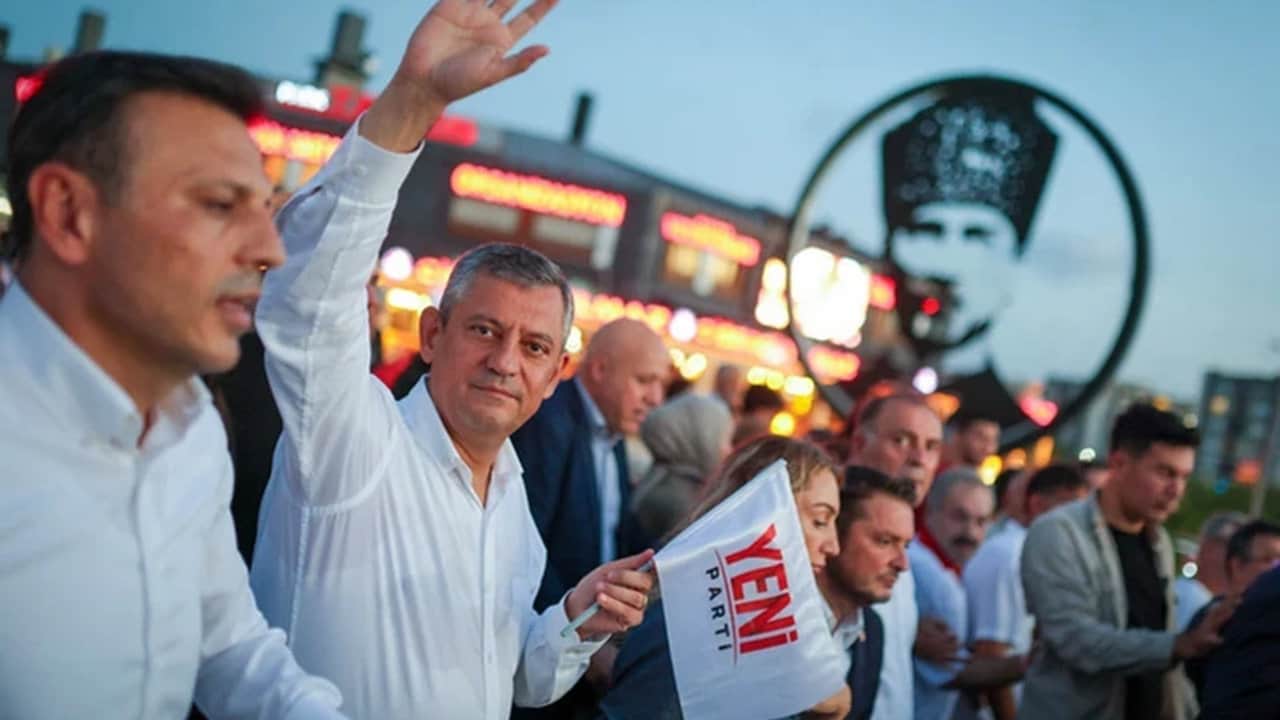 Foto - CHP ve Yeni Parti hattında yer yerinden oynadı! İmamoğlu’ndan Mansur Yavaş’a "bizi satar" vetosu
