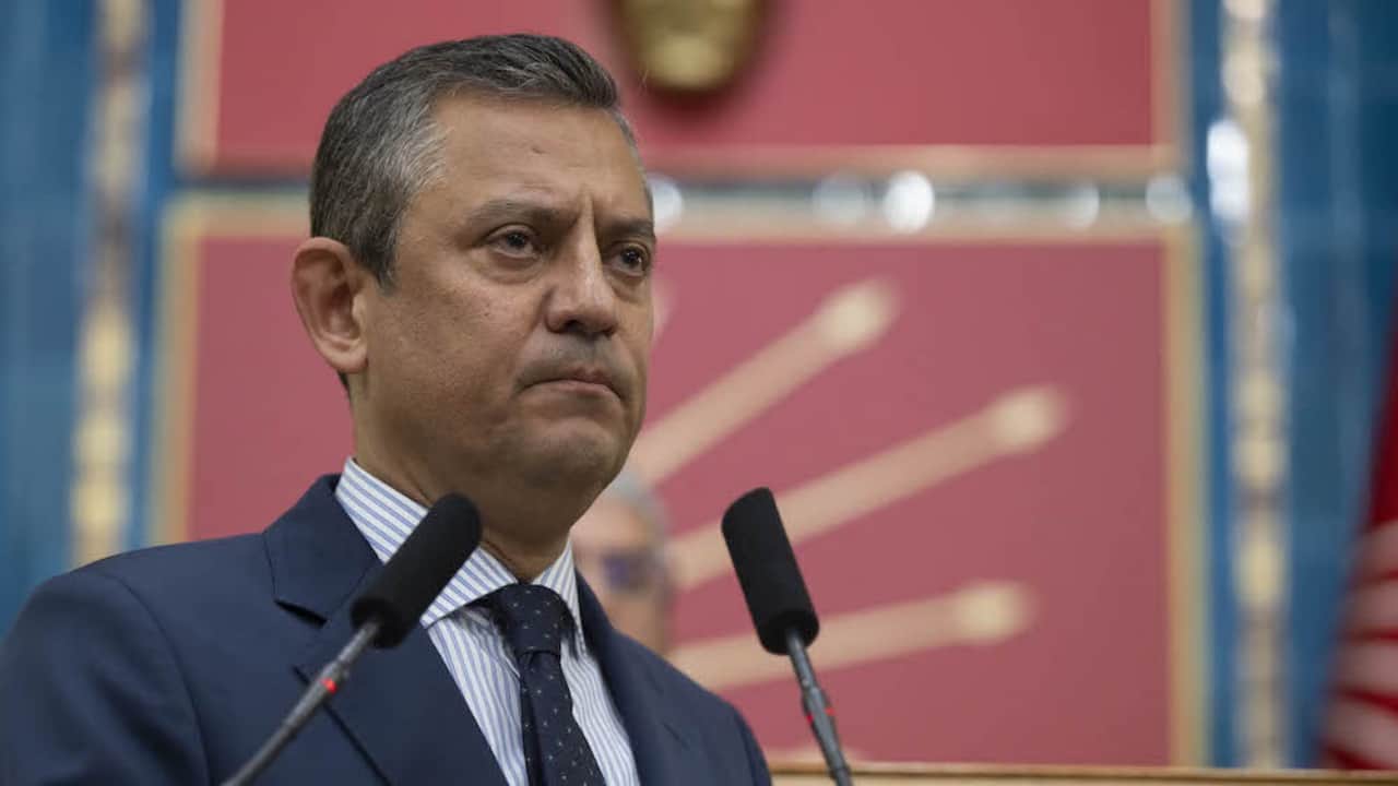 Foto - CHP’de koltuk savaşı kızıştı! Özgür Özel istifa mı edecek? Flaş açıklama geldi