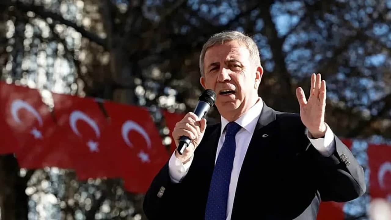Foto - "CHP’de mi kalacak, Yeni Parti’ye mi geçecek" diye merak ediliyordu! Mansur Yavaş’tan herkesi ters köşe yapacak karar