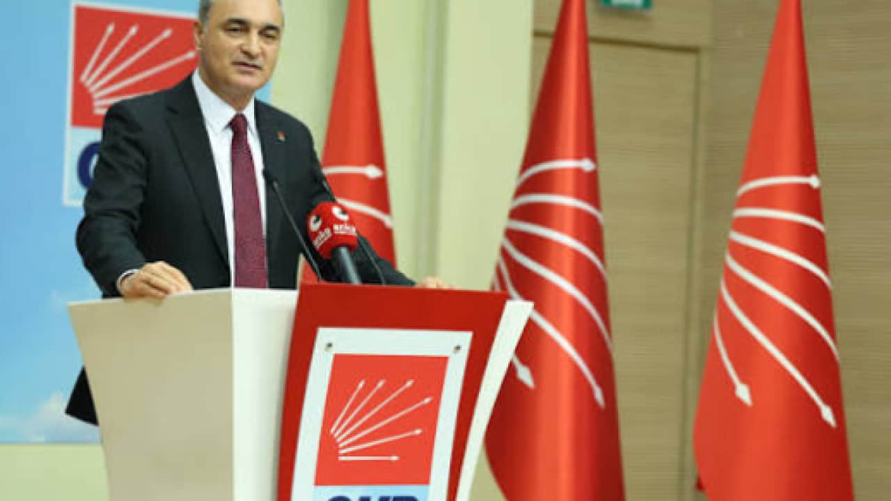 Foto - CHP'den Özgür Özel'e çok sert tepki: Taciz etmekten vazgeç!