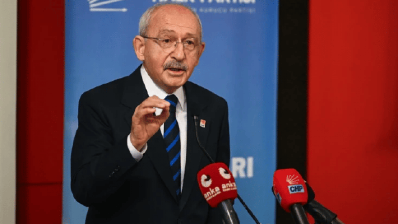 Foto - CHP'den Özgür Özel'e çok sert tepki: Taciz etmekten vazgeç!