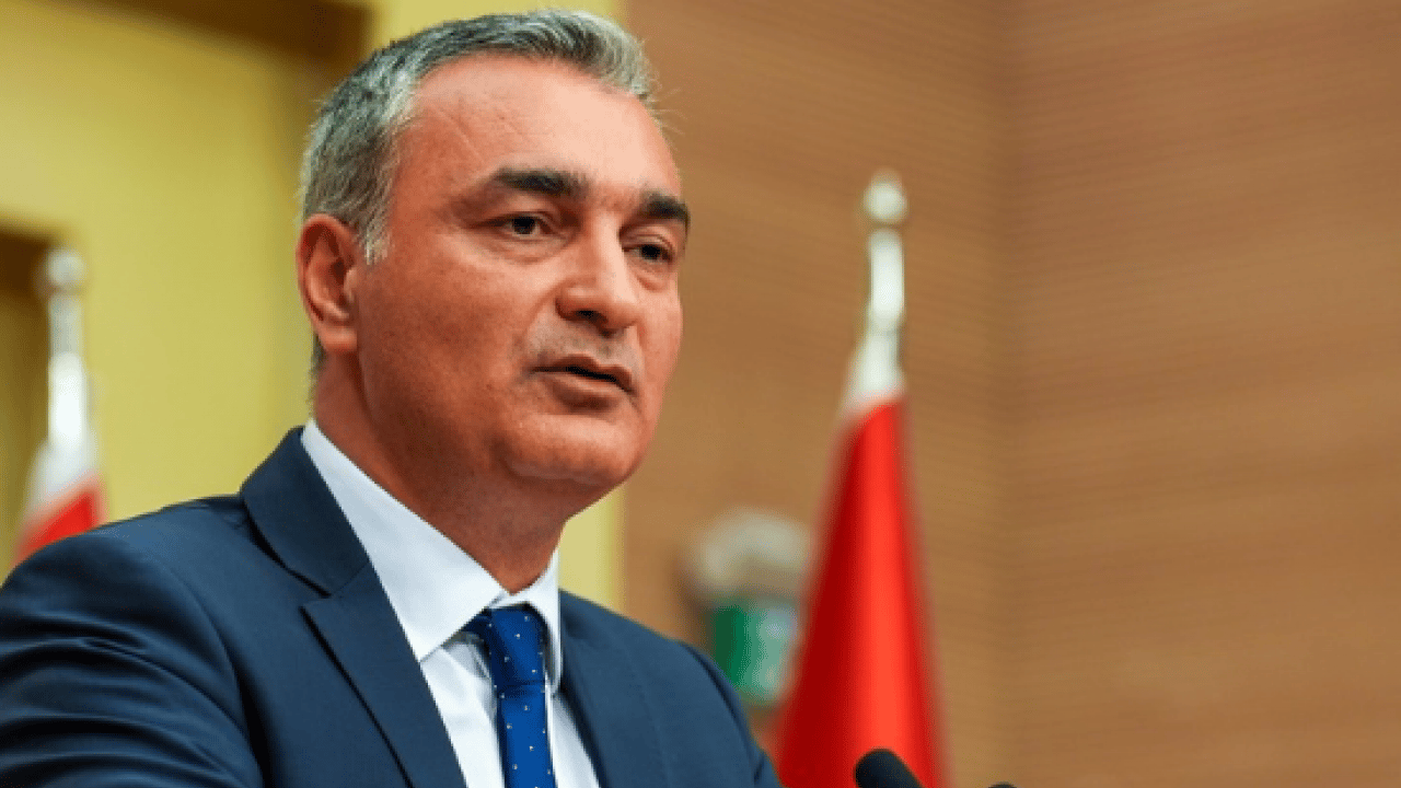 Foto - CHP'den Özgür Özel'e çok sert tepki: Taciz etmekten vazgeç!