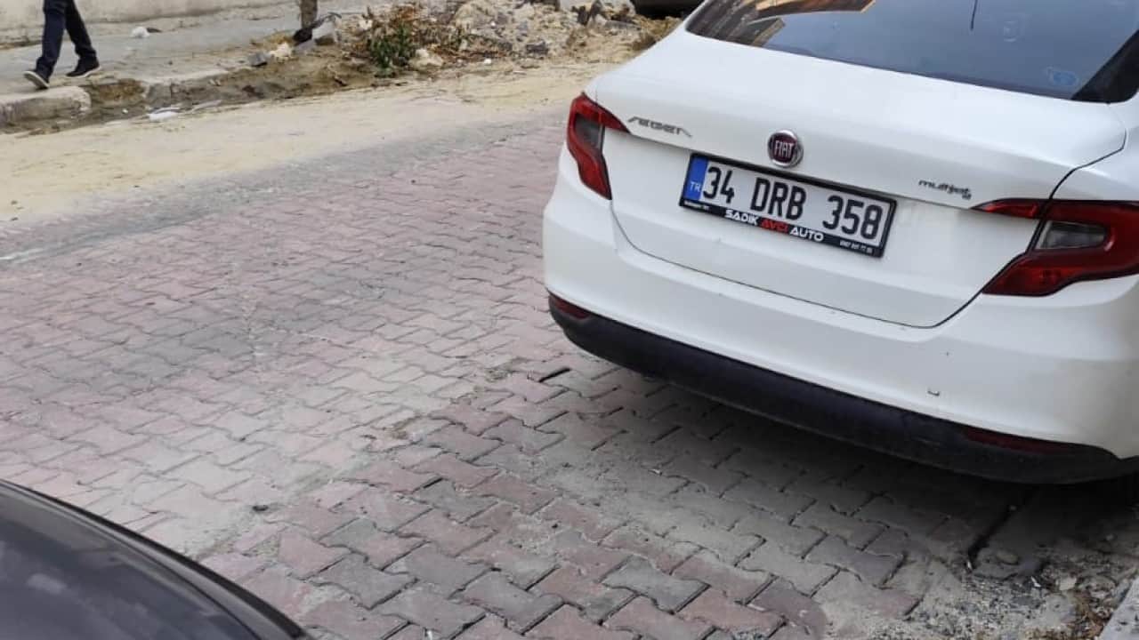 Foto - CHP'li Avcılar Belediyesi vatandaşın ömrünü yedi! Sokak 3 aydır şantiye alanı olarak terk edildi
