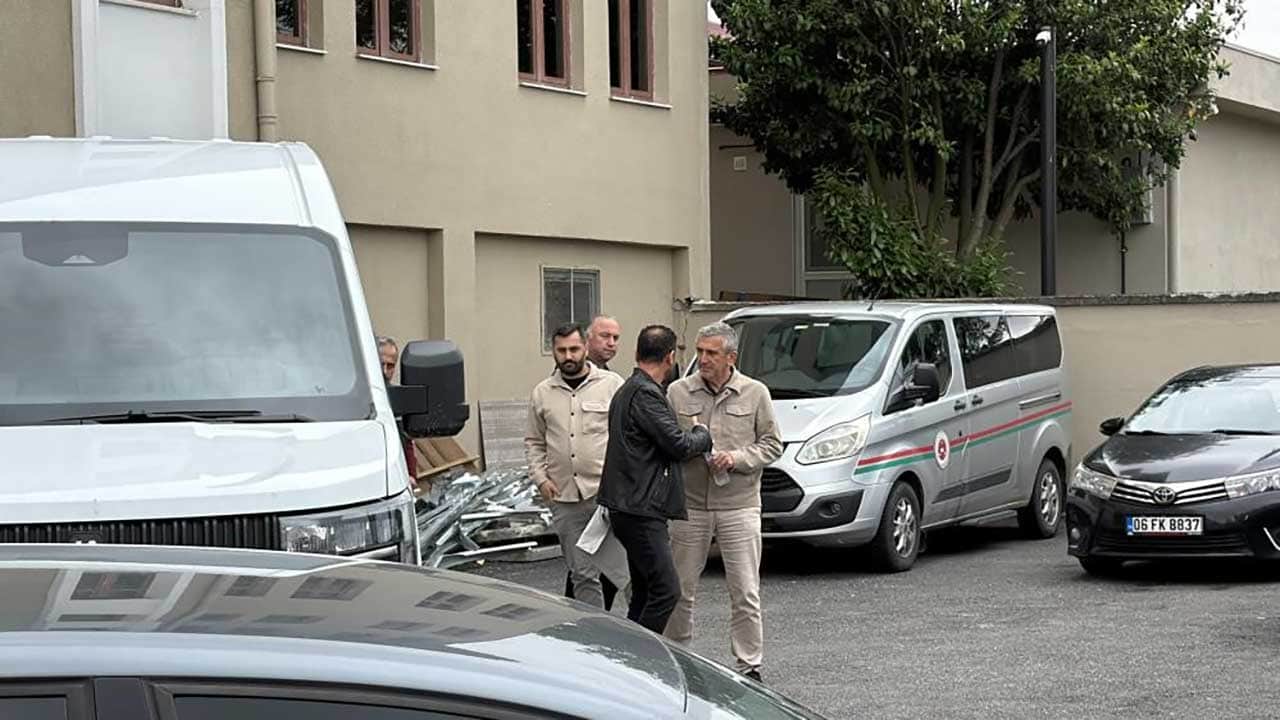 Foto - CHP'li eski başkana rüşvet skandalından tahliye! 2,5 milyonluk çek davasında şok dönüş!