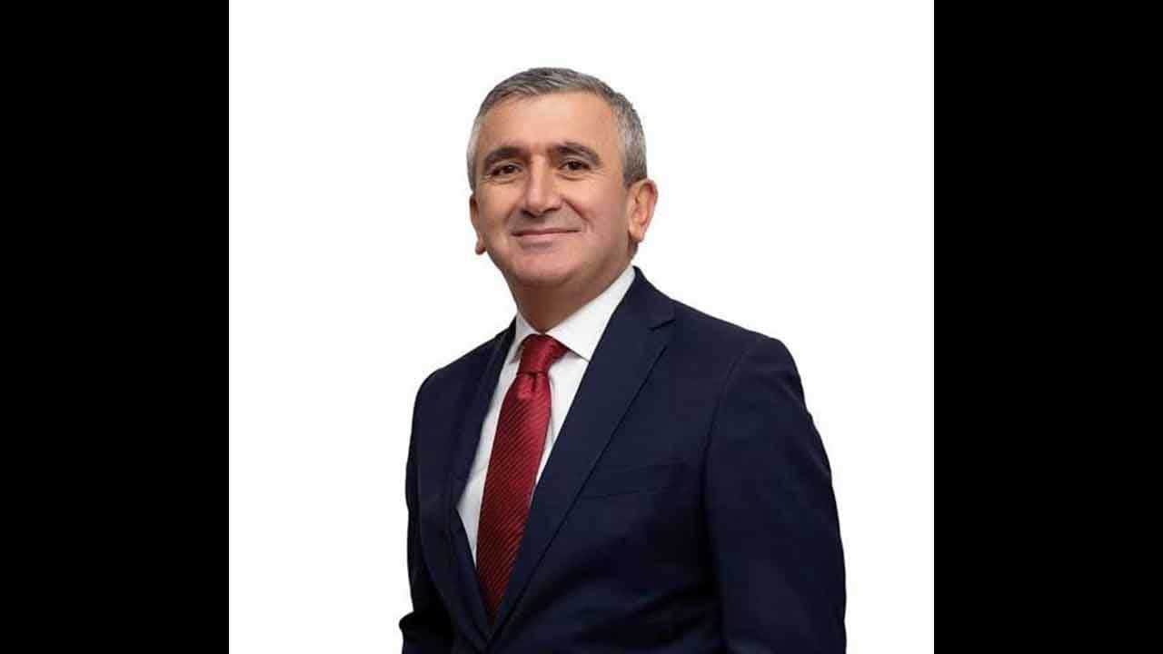 Foto - CHP'li eski başkana rüşvet skandalından tahliye! 2,5 milyonluk çek davasında şok dönüş!
