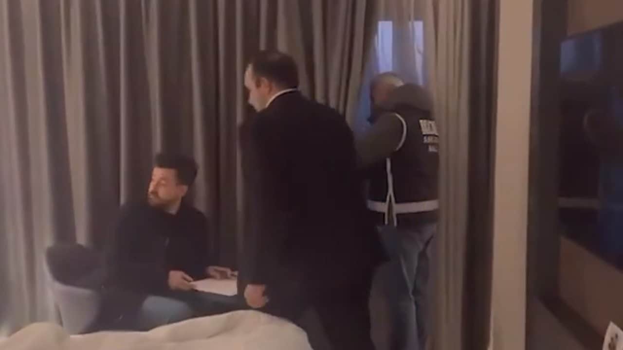 Foto - CHP’li Uşak Belediye Başkanı otel odasında basılmıştı! 21 yaşındaki metresinin iç çamaşırından bakın ne çıktı