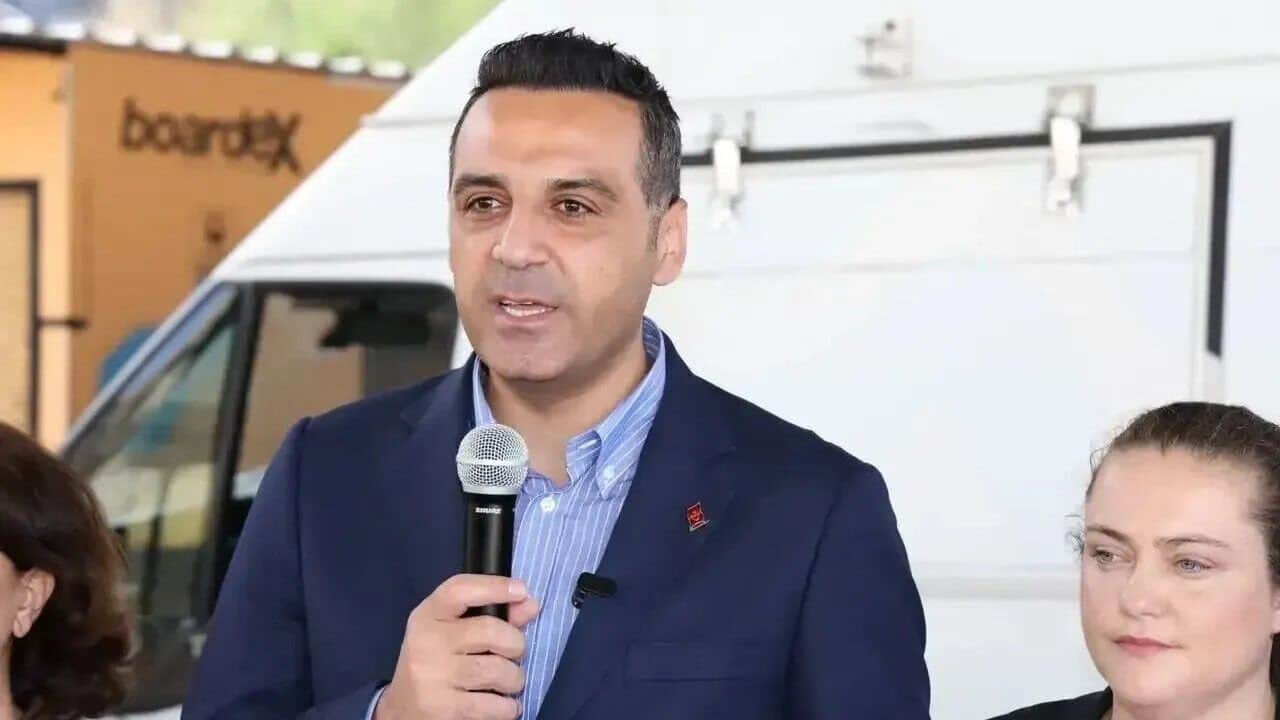 Foto - CHP’nin kalesi de AK Parti’ye geçiyor! Tam 27 yıl sonra bir ilk: Rozetini bugün Erdoğan takacak