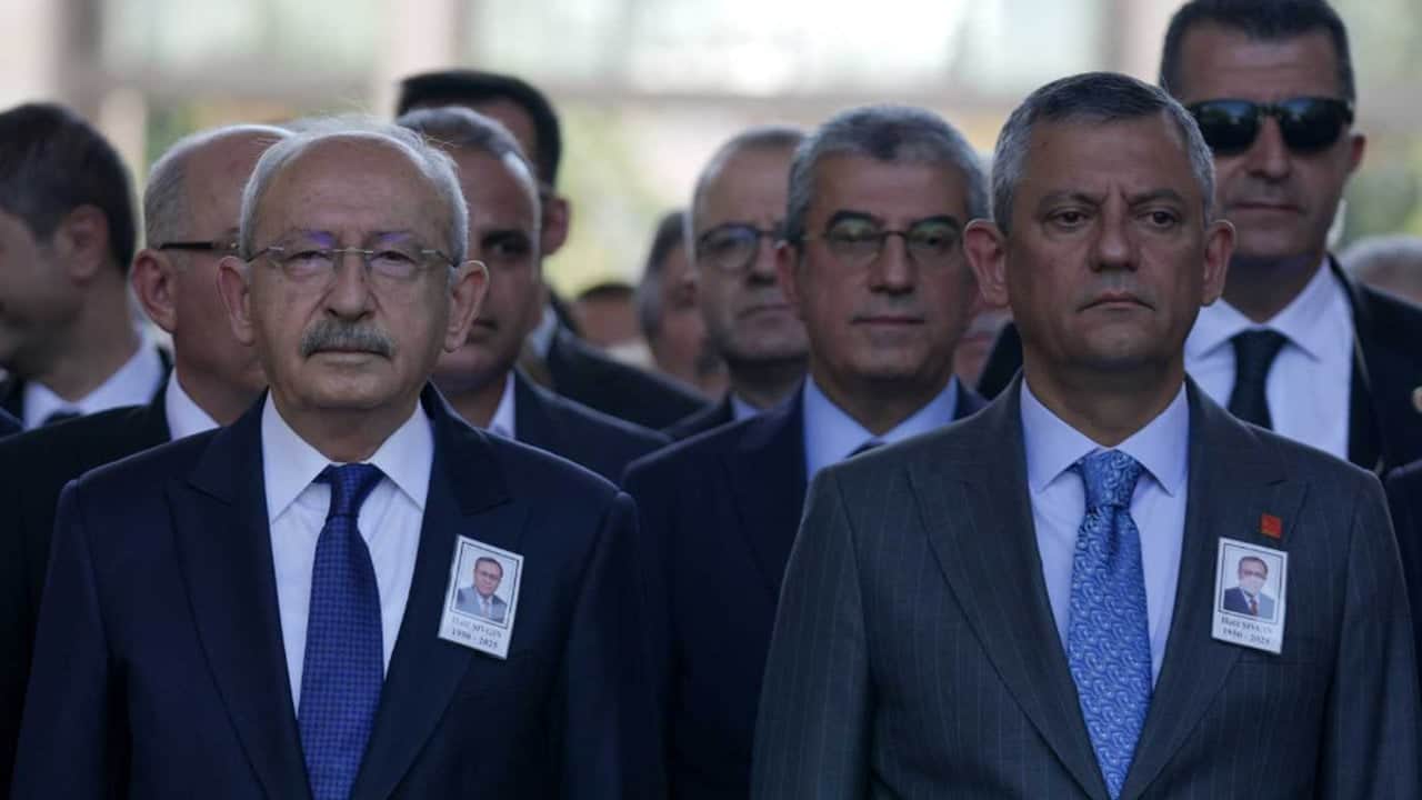 Foto - CHP’nin Yeni Parti’ye yönelik "hırsızlık" suçlamasında şok detaylar: Araç motorlarının içine şeker dökmüşler