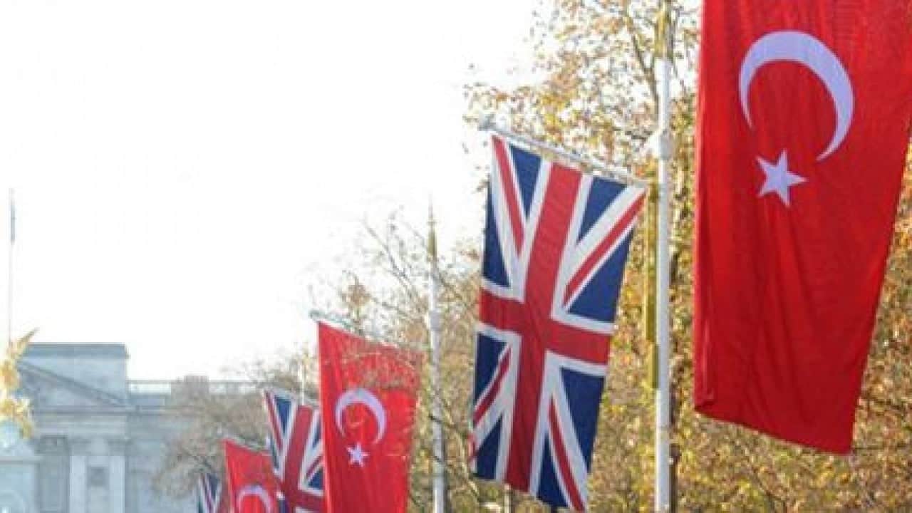 Foto - Chris Gaunt'tan çok konuşulacak sözler: Türkiye'yi diğer ülkelere kaptırmamalıyız