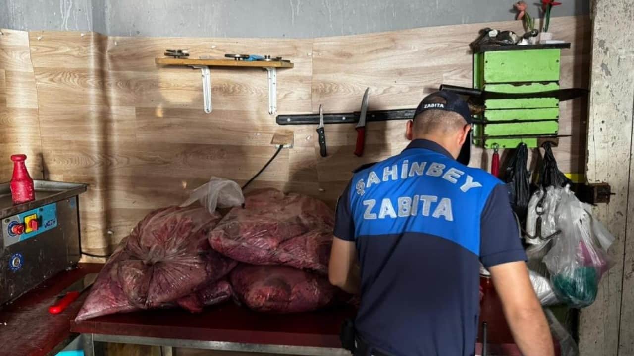 Foto - ‘Ciğeri beş para etmezler’ Bozuk ciğerleri vatandaşa yedireceklerdi