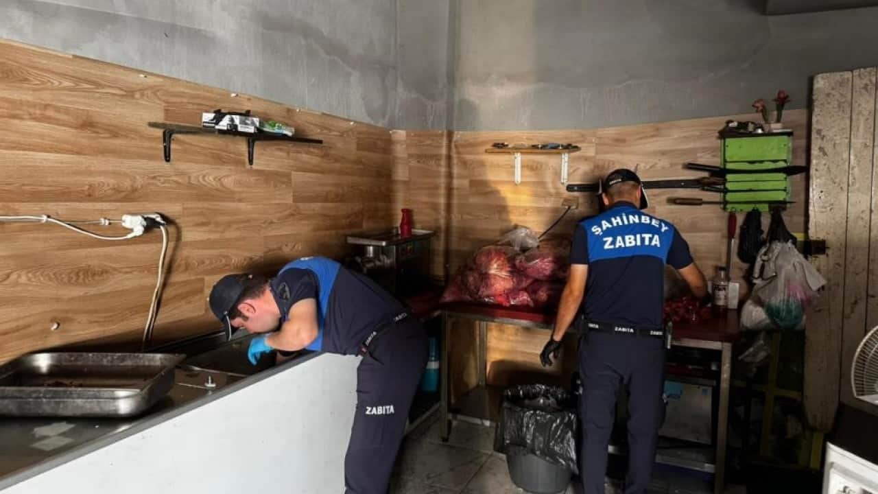 Foto - ‘Ciğeri beş para etmezler’ Bozuk ciğerleri vatandaşa yedireceklerdi