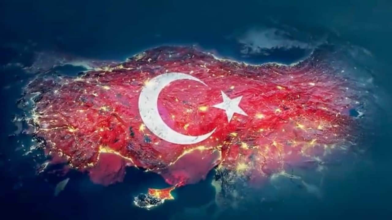 Foto - Cihat Yaycı üstüne basa basa uyardı: Türkiye ne yapıp edip onu daha dikkatli korumalı