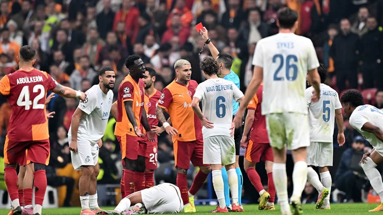 Foto - Cim-Bom'da çöpler kulübün önüne koyulmaya başlanacak! Müthiş operasyon başlıyor...