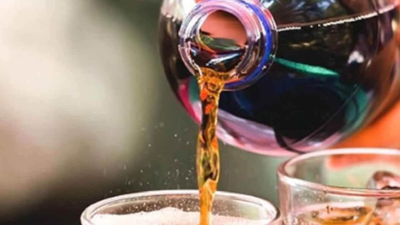 Foto - Coca-Cola ve Pepsi’ye büyük rakip: Türkiye'nin ünlü markası yerli kolasını kamuoyuna açıkladı