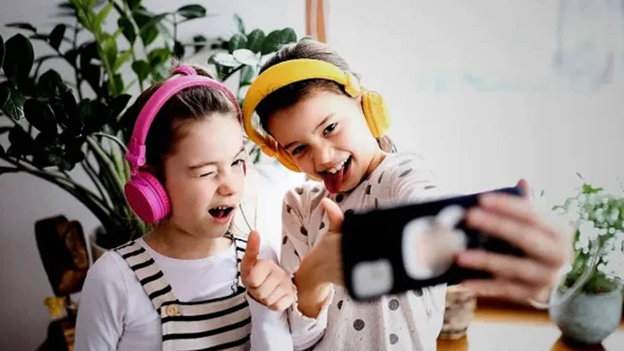 Çocuk freni... Avrupa’da sosyal medyaya yasak: Teknoloji şirketi olacak 