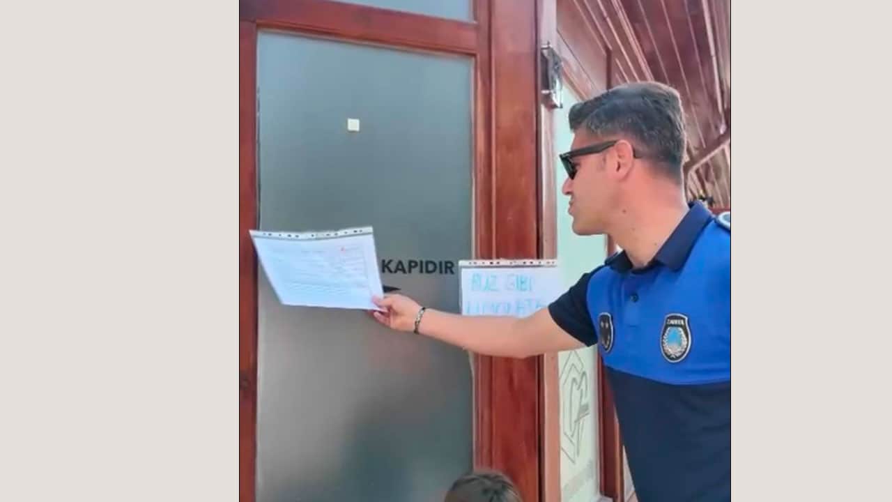 Foto - Çocukların masumiyeti yürekleri ısıttı! ‘Şikayet var’ şakasına el yapımı 