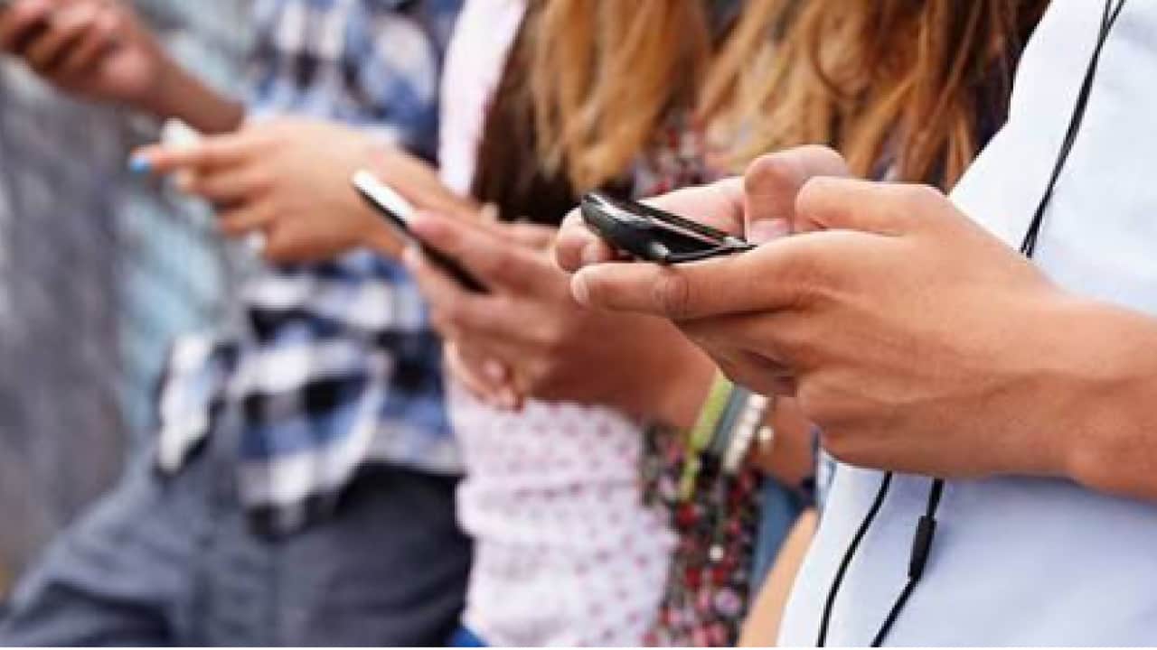 Foto - Çocukların zihinleri ekran kıskacında! Cep telefonları dikkatlerini çalıyor