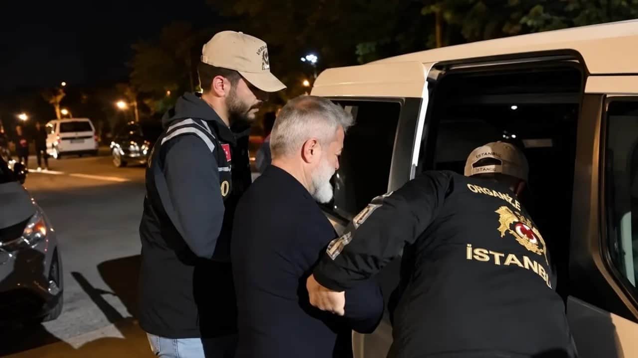 Foto - Çok önemli bir bakan istifa edecek diyordu: Tutuklandı