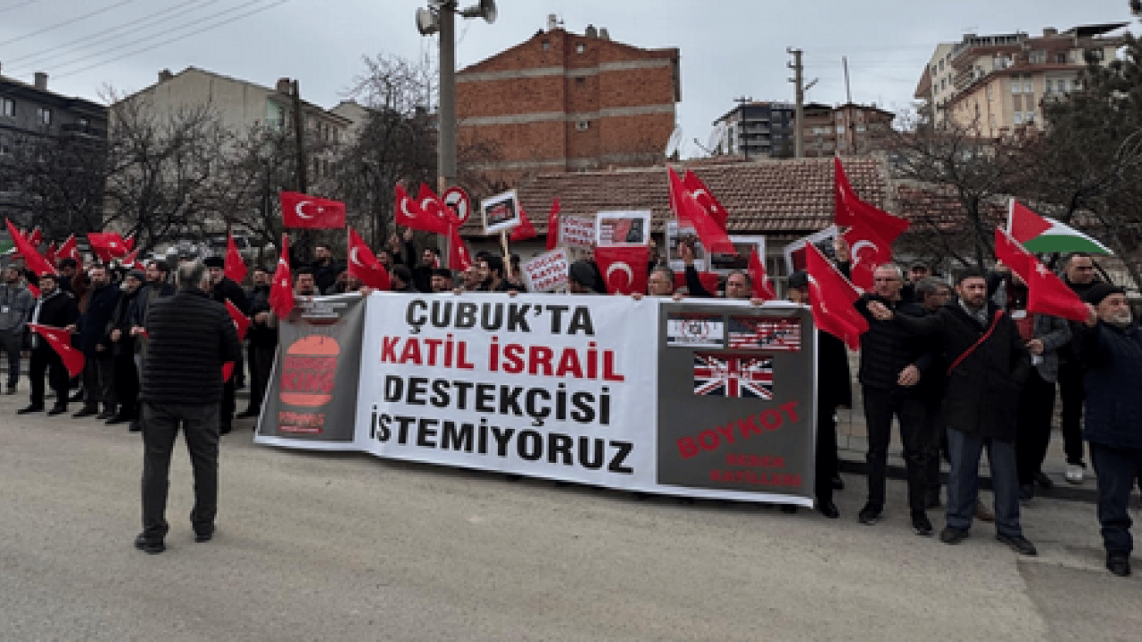 Foto - Çubuk'ta Siyonist İsrail destekçisi Burger King'e büyük tepki