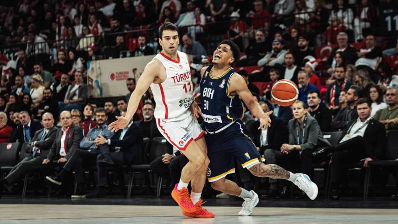 Foto - Cumhurbaşkanı Erdoğan, A Milli Basketbol Takımı’nı yalnız bırakmadı