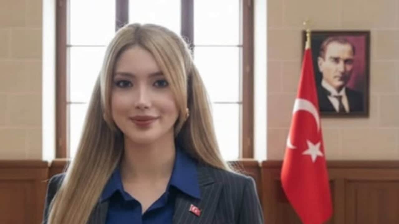 Foto - Cumhurbaşkanı Erdoğan imzaladı! İşte "Barbie Kaymakam" Tuğçe Orhan’ın yeni görevi