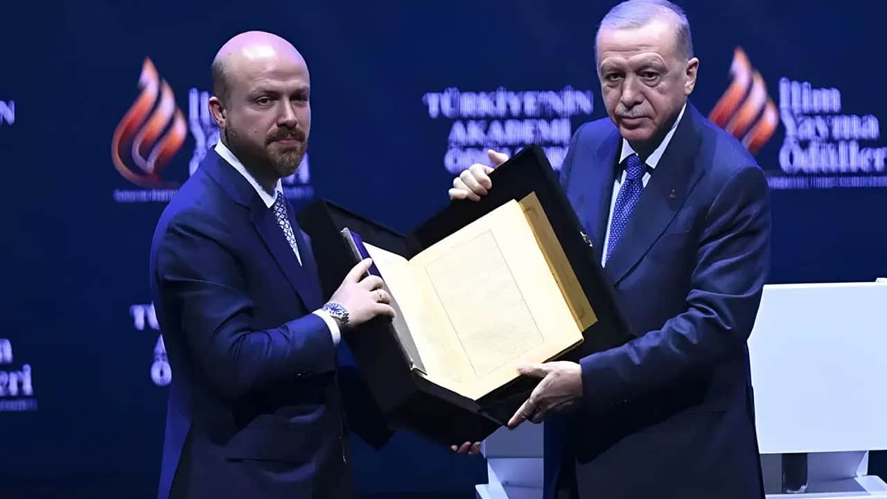 Foto - Cumhurbaşkanı Erdoğan’ın suyu neden değişti? Bilal Erdoğan’dan dikkat çeken itiraf