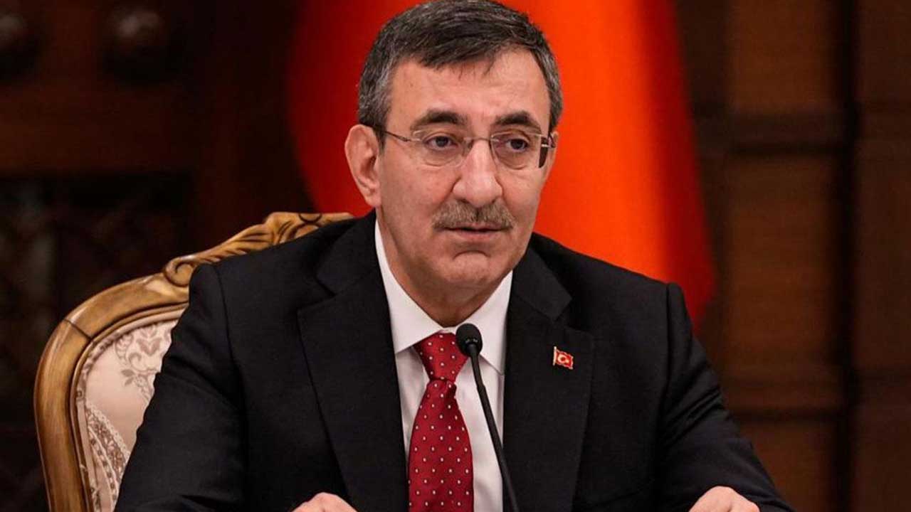 Foto - Cumhurbaşkanı Yardımcısı Cevdet Yılmaz'dan dikkat çeken 'yastık altı' açıklaması