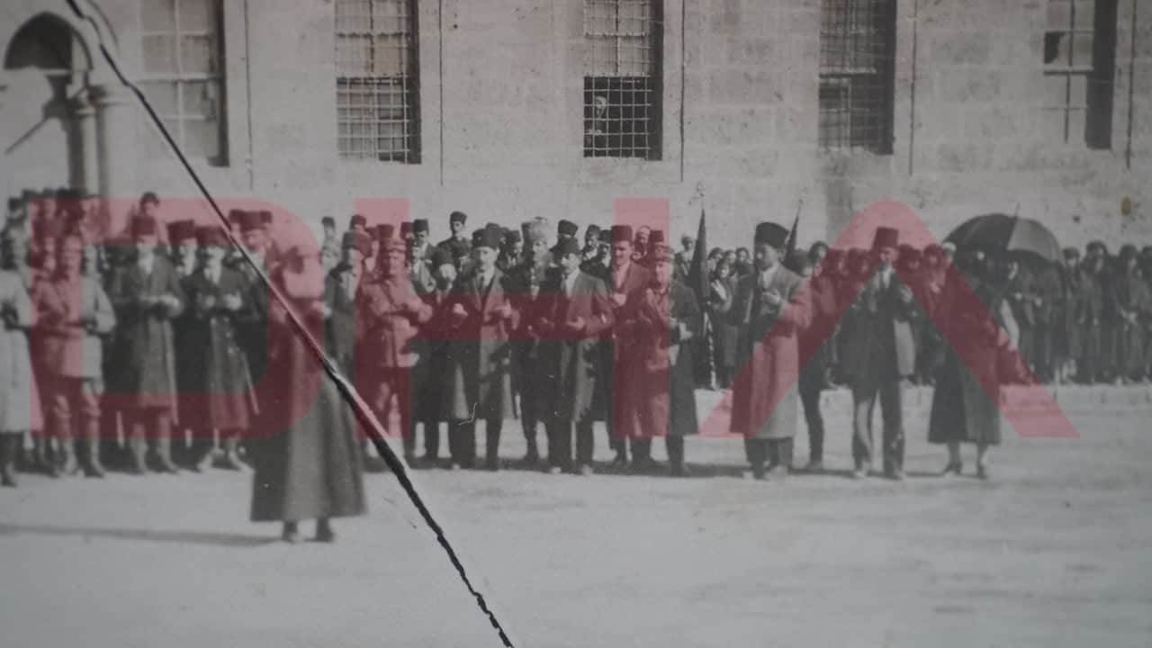 Foto - Cumhuriyet'in ilanı sonrası şükür duası