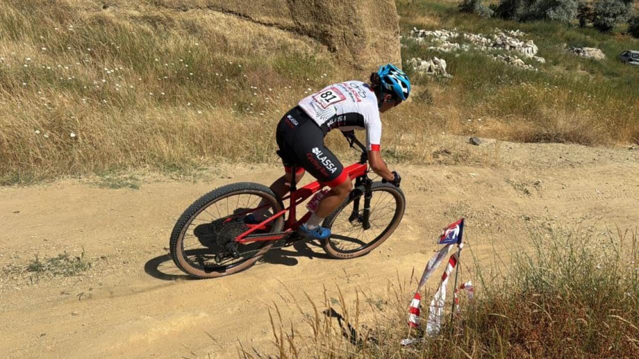 Foto - Dağ Bisikleti Şampiyonası’nda Kapadokya’da pedal basıp teker çevirdiler