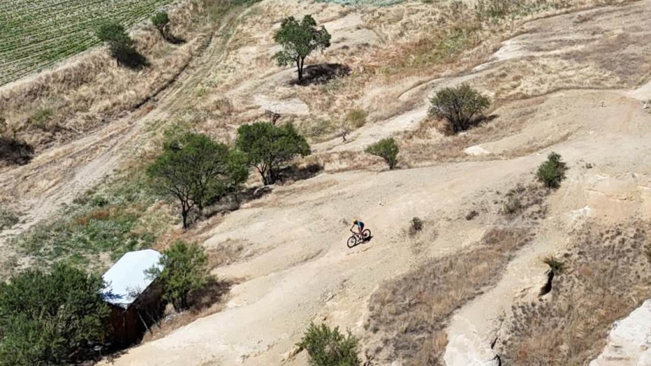 Foto - Dağ Bisikleti Şampiyonası’nda Kapadokya’da pedal basıp teker çevirdiler