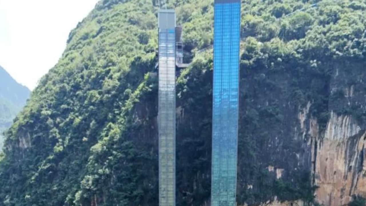 Foto - Dağın yamacına 288 metrelik asansör: 3 saatlik yol 30 dakikaya indi!