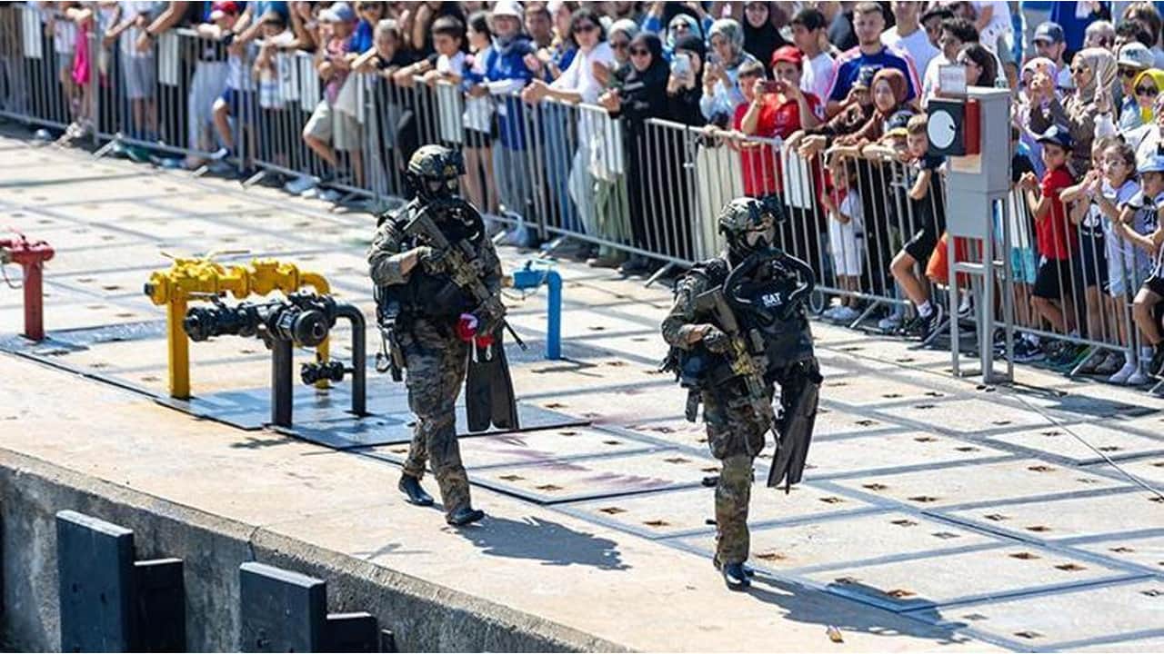 Foto - Dalgalar Türk komandolarına gram engel olamadı: SAT-SAS’tan nefes kesen "su altı" operasyonu