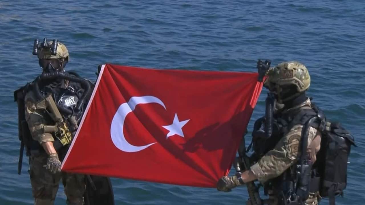 Foto - Dalgalar Türk komandolarına gram engel olamadı: SAT-SAS’tan nefes kesen "su altı" operasyonu