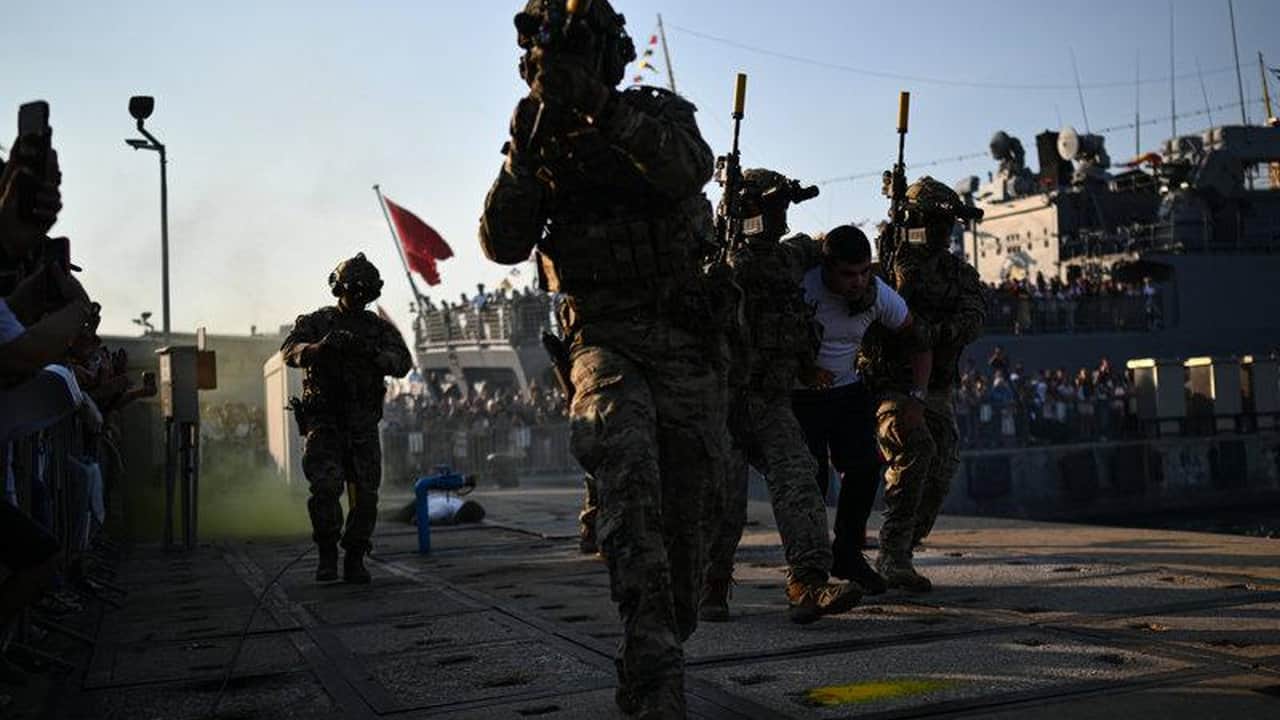 Foto - Dalgalar Türk komandolarına gram engel olamadı: SAT-SAS’tan nefes kesen "su altı" operasyonu