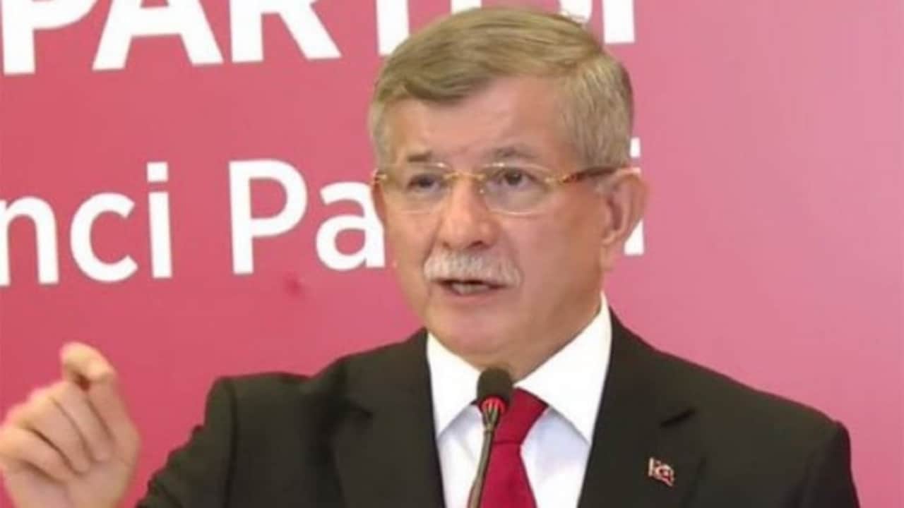 Foto - Davutoğlu’ndan, tam 20 yıl sonra gelen şok itiraf Türkiye’yi karıştırdı: "Bu Türkiye’ye ihanettir"