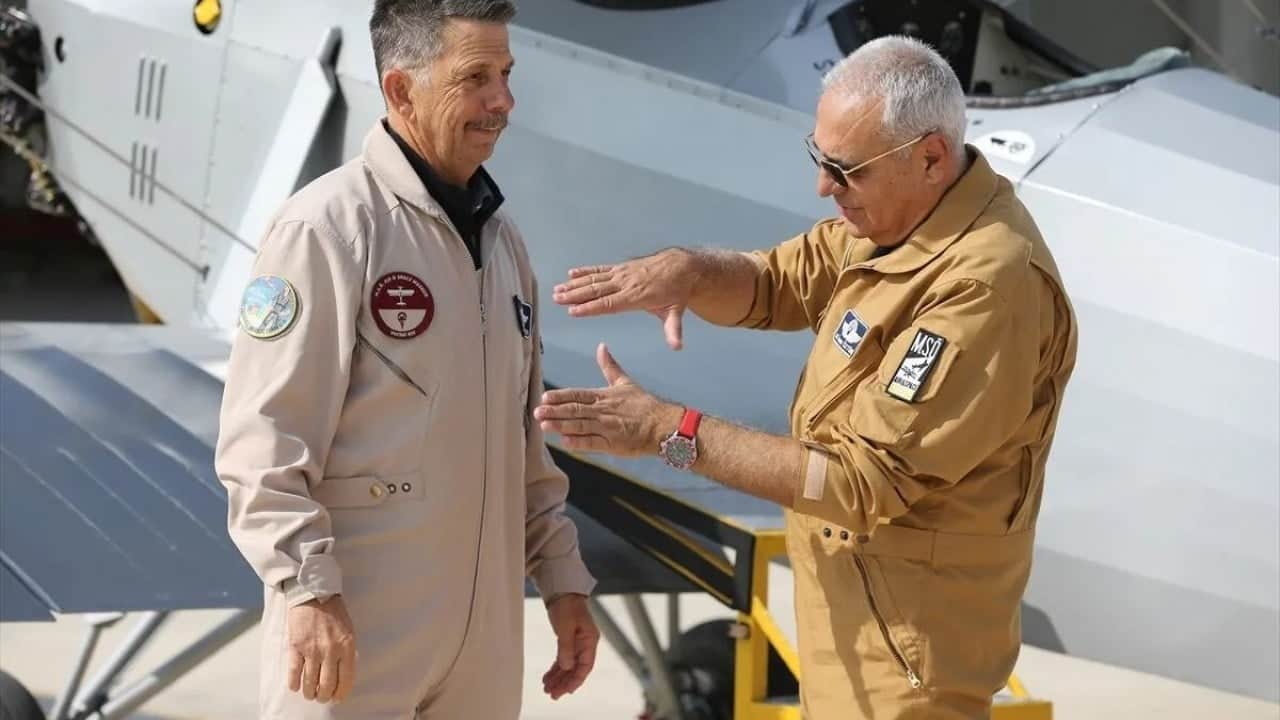 Foto - Dedesi tarih yazmıştı, torunu havalandırdı: Vecihi Hürkuş’un uçağının replikası gökyüzünde