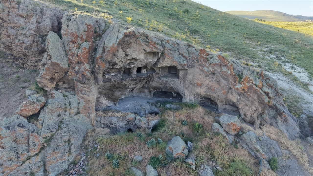 Foto - Definecilerin tahribatıyla ortaya çıkmıştı! Şimdi turizme kazandırılıyor 