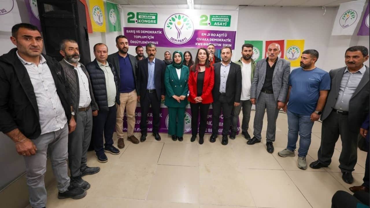 Foto - DEM Parti Eş Genel Başkanı Hatimoğulları Ekim ayını işaret etti: Milat olsun 