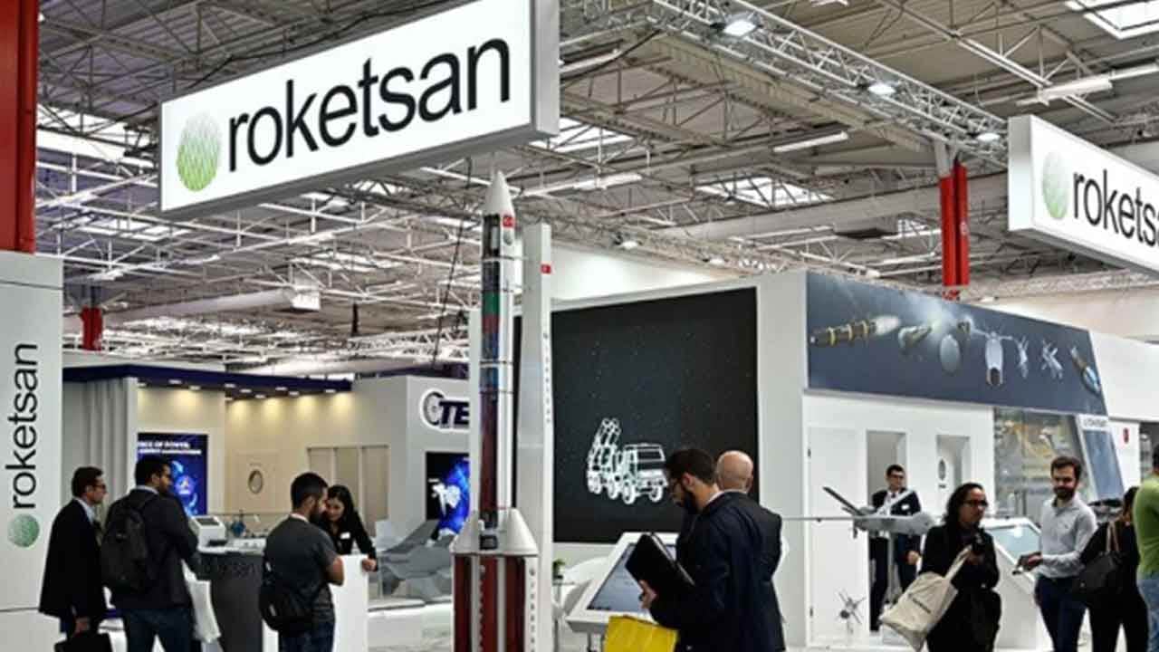 Foto - Dengeleri değiştirecek gelişme: Türkiye patlamadan yok eden füzeyi sahaya sürdü