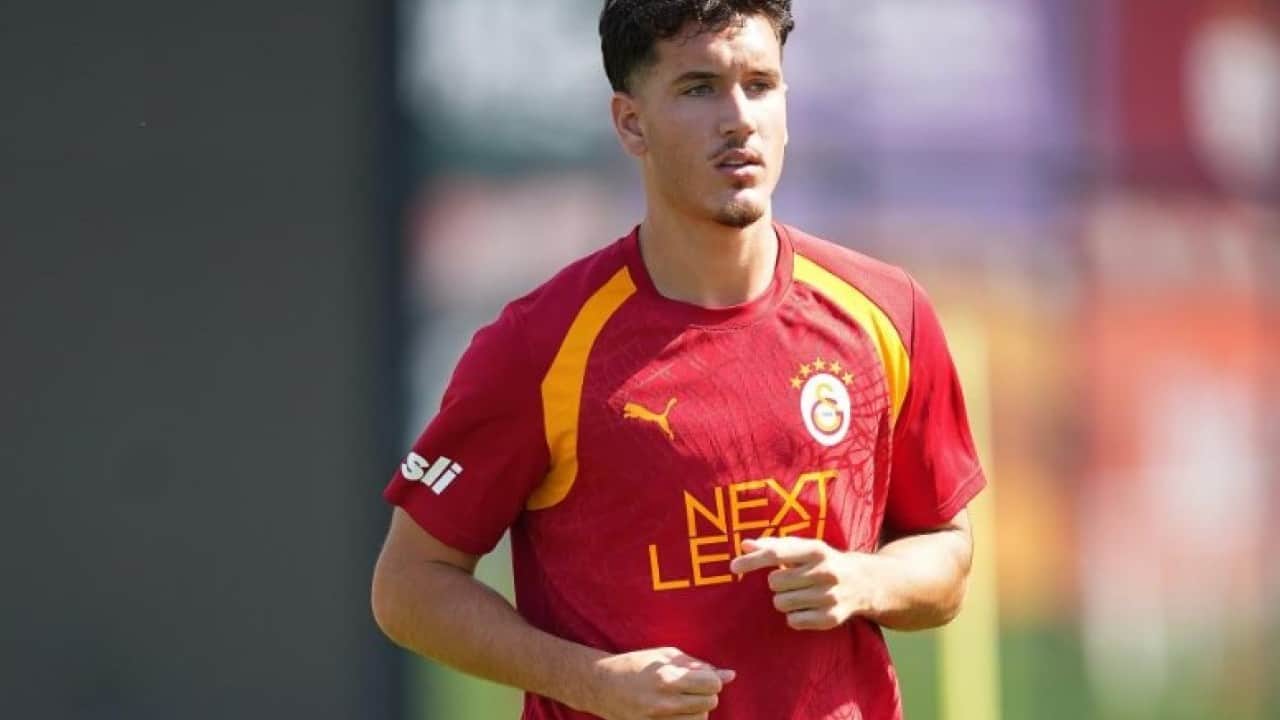 Foto - Deniz Gül ilk antrenmanına çıktı