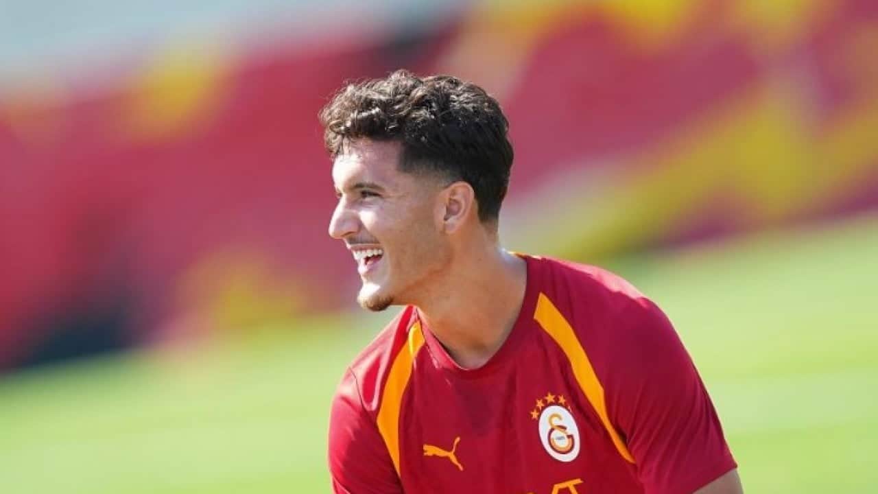Foto - Deniz Gül ilk antrenmanına çıktı