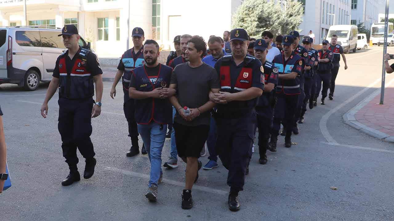 Foto - Denizli’de 3 milyon liralık ‘haraç’ soruşturması: 2 kişiyi kaçıran 7 şüpheli tutuklandı
