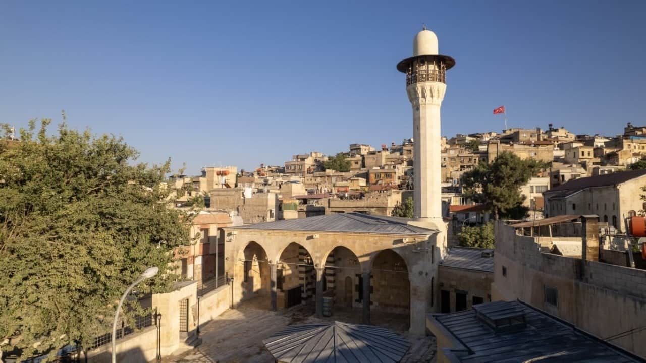 Foto - Depremde hasar gören iki tarihi cami Mevlid Kandili'nde ibadete açılıyor 