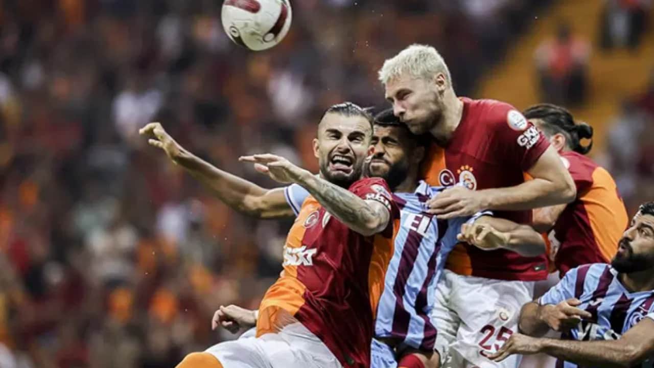 Foto - Dev derbi öncesi Trabzon'da yağış alarmı! Hayat durma noktasına geldi: Maç saati için uyarı yapıldı