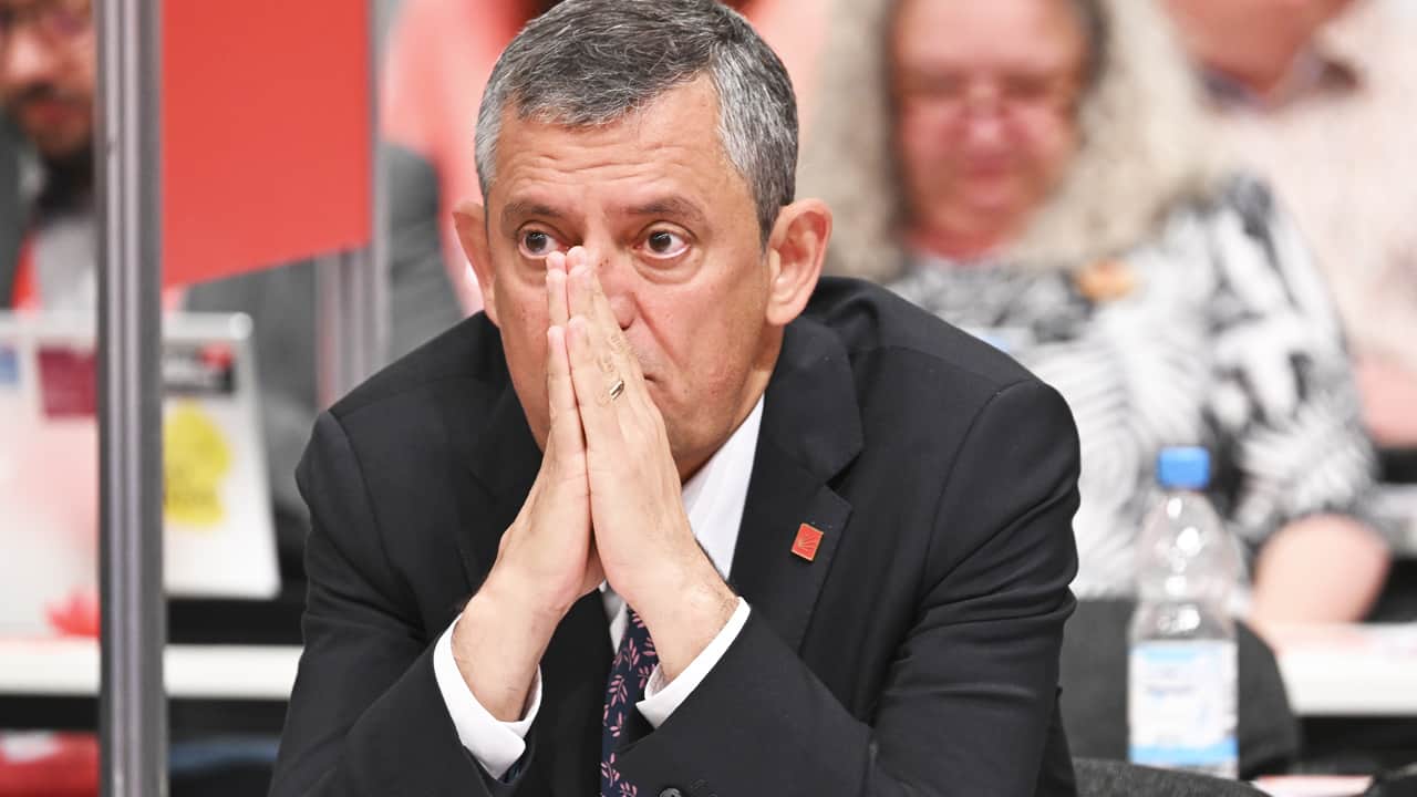 Foto - Tevfik Diker’den Özgür Özel’e Sert Çağrı: 'Açıklama Yap ya da İstifa Et'