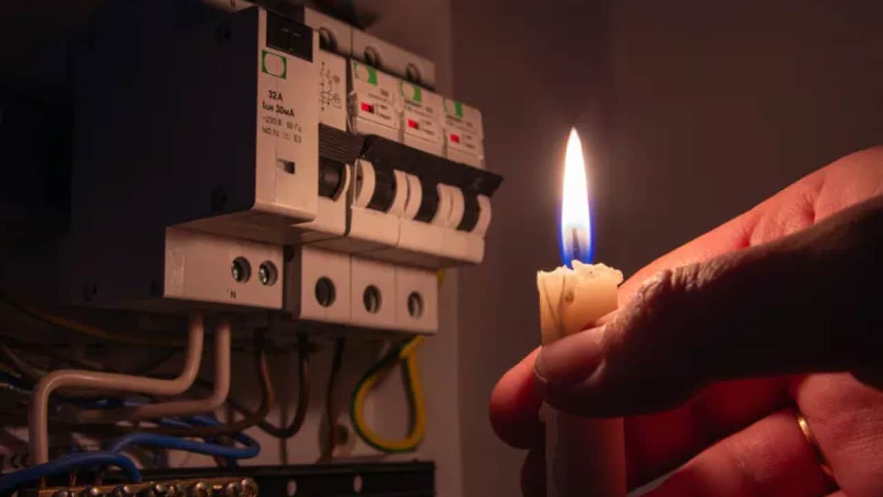 Foto - Dikkat! İstanbul’da 9 saatlik elektrik kesintisi! İşte elektriksiz kalacak o ilçeler