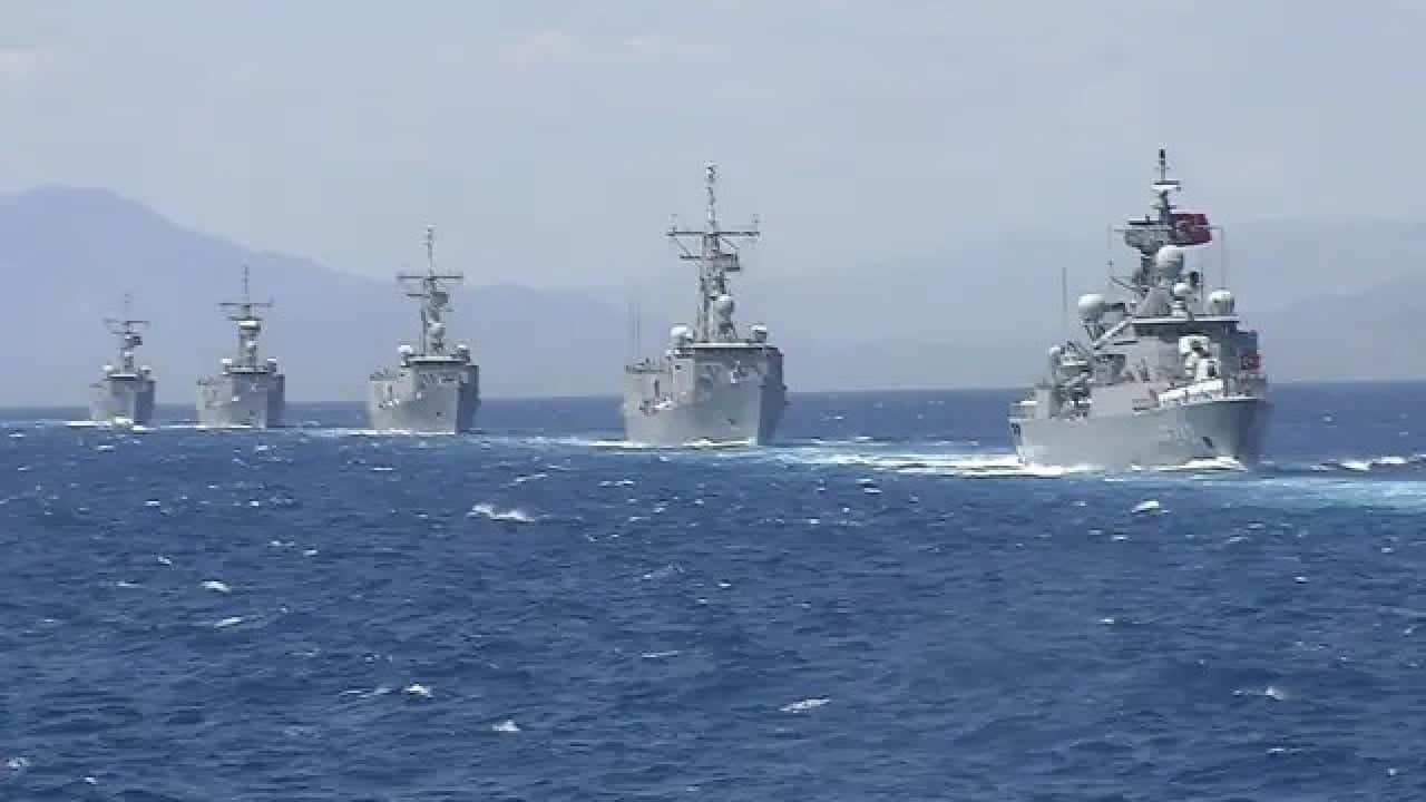 Foto - Dimitris Keridis'ten iyimser açıklama: Denizin altına döşeyeceğiz Türkiye işimize karışmayacak